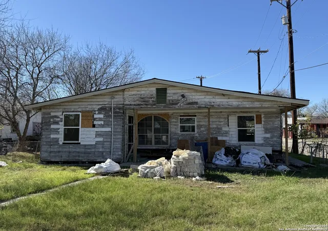 Photo 4 of Single family home for sale at 402 Amanda, San Antonio, TX 78220 | MLS# 1934206 | Listing updated on 2026-02-19