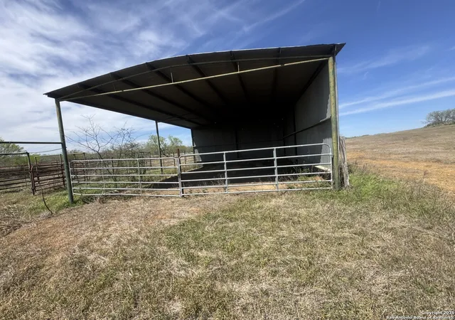 Photo 3 of Sale Pending at 2148 County Rd 220, Floresville, TX 78114 | MLS# 1934226 | Listing updated on 2026-01-22
