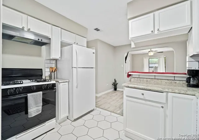 Photo 3 of Single family home for sale at 106 Hines, San Antonio, TX 78202 | MLS# 1934329 | Listing updated on 2026-03-28
