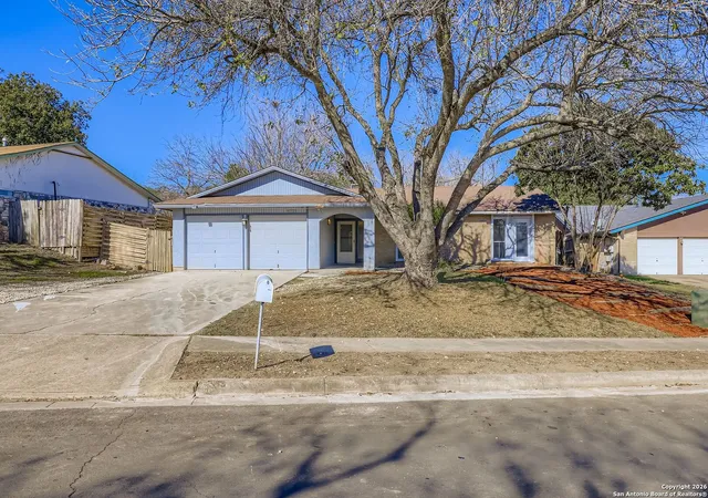 Photo 3 of Sale Pending at 5723 Sky Country, San Antonio, TX 78247 | MLS# 1934351 | Listing updated on 2026-07-30