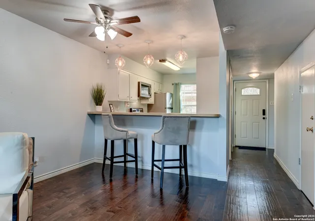 3rd image of 6718 Callaghan Rd #205, San Antonio, TX 78229 | MLS# 1934415