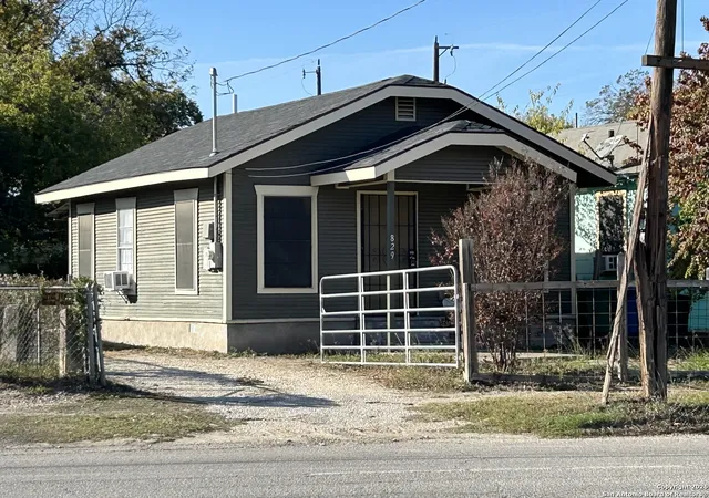 Photo 1 of Single family home for sale at 829 Probandt, San Antonio, TX 78204 | MLS# 1934486 | Listing updated on 2026-02-20