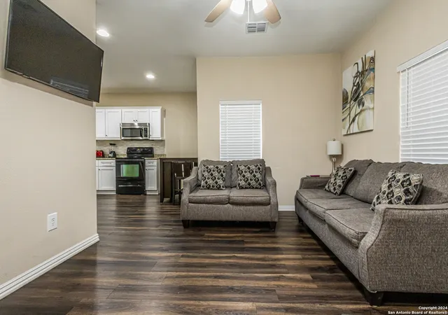Homes for sale in San Antonio, TX | 1202 N Center, San Antonio, TX 78202 | MLS# 1934488