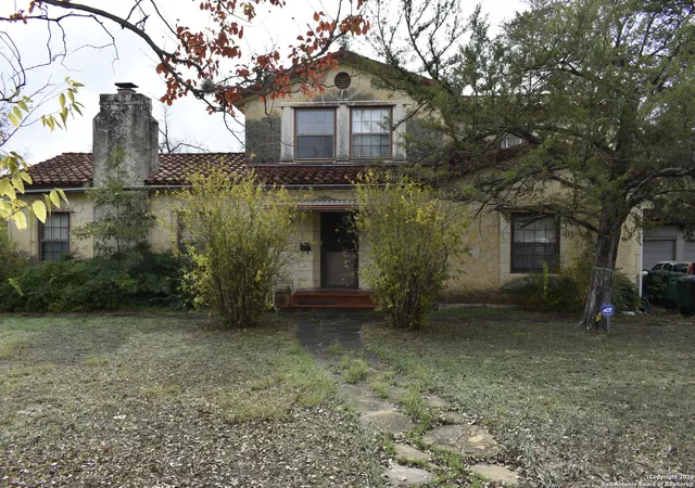 Photo 2 of Sale Pending at 320 Babcock, San Antonio, TX 78201 | MLS# 1934491 | Listing updated on 2026-02-25