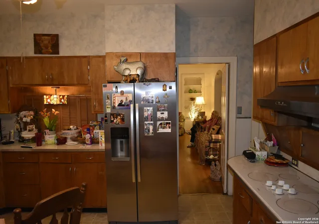 Photo 3 of Sale Pending at 320 Babcock, San Antonio, TX 78201 | MLS# 1934491 | Listing updated on 2026-02-25