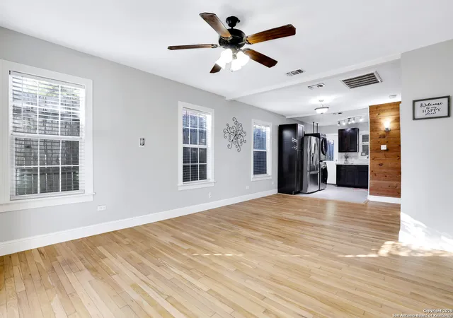 Photo 3 of Sale Pending at 219 E French Pl, San Antonio, TX 78212 | MLS# 1934492 | Listing updated on 2026-03-23