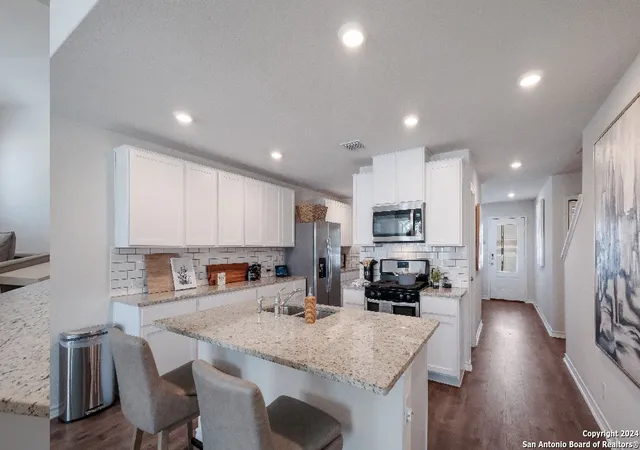 Photo 3 of Sale Pending at 134 Sand Plover, San Antonio, TX 78207 | MLS# 1934499 | Listing updated on 2026-02-11