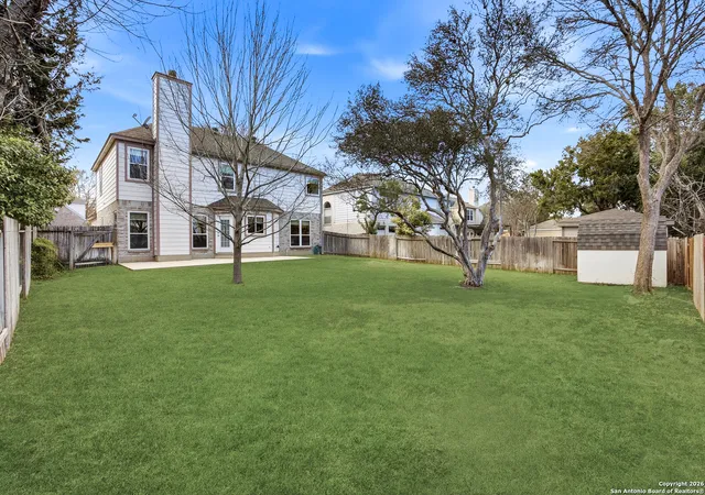 Photo 3 of Sale Pending at 11222 Jade Spg, San Antonio, TX 78249 | MLS# 1934522 | Listing updated on 2026-01-29