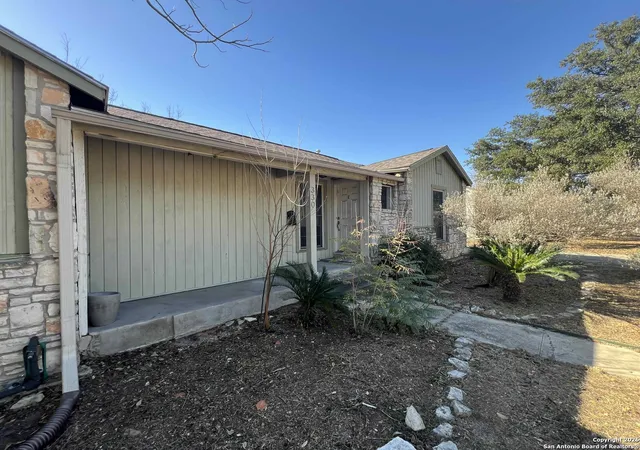 Photo 1 of Single family home for sale at 330 Shadwell, San Antonio, TX 78228 | MLS# 1934544 | Listing updated on 2026-01-27