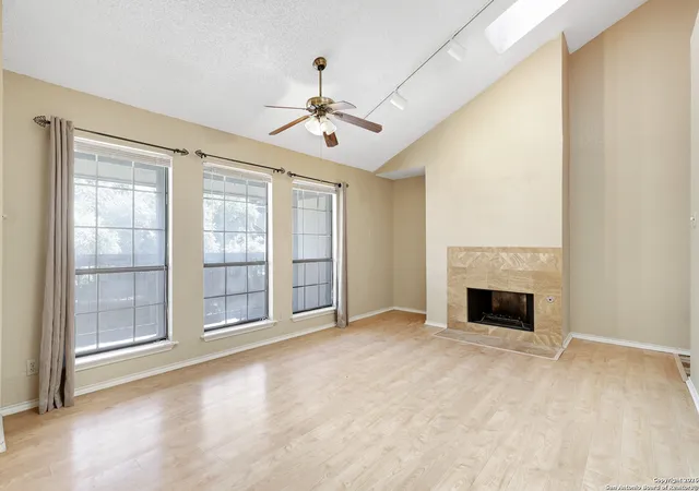 4th image of 8633 Datapoint, San Antonio, TX 78229
