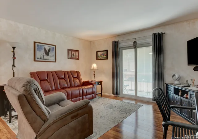 3rd image of 6718 Callaghan Rd #307, San Antonio, TX 78229 | MLS# 1934560