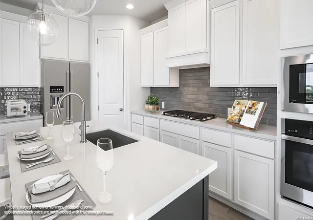 Photo 2 of Sale Pending at 5025 Obispo Cir, Schertz, TX 78124 | MLS# 1934585 | Listing updated on 2026-04-24