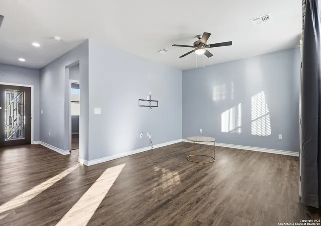Photo 3 of Single family home for sale at 21018 Chestnut Cove, San Antonio, TX 78266 | MLS# 1934595 | Listing updated on 2026-04-17