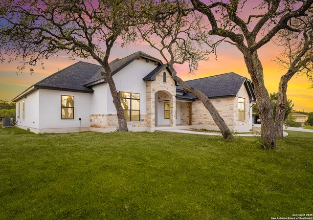 Photo 1 of Single family home for sale at 220 Toucan, Spring Branch, TX 78070 | MLS# 1934609 | Listing updated on 2026-04-14
