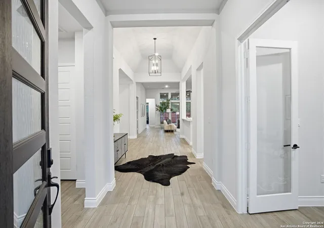 Photo 3 of Single family home for sale at 1611 Kinder, San Antonio, TX 78212 | MLS# 1934650 | Listing updated on 2026-04-26