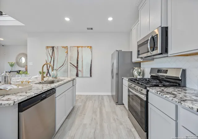Photo 4 of Single family home for sale at 2351 Pink Pearl Dr, San Antonio, TX 78224 | MLS# 1934655 | Listing updated on 2026-09-18