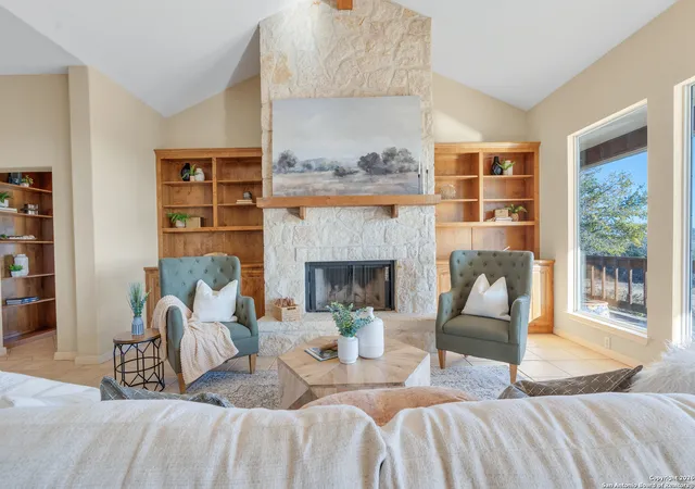 Photo 4 of Sale Pending at 3239 County Rd 467, Devine, TX 78016 | MLS# 1934697 | Listing updated on 2026-02-11