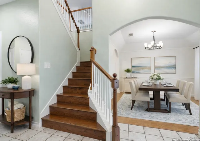 Photo 3 of Sale Pending at 2 Rossridge, San Antonio, TX 78248 | MLS# 1934739 | Listing updated on 2026-02-20
