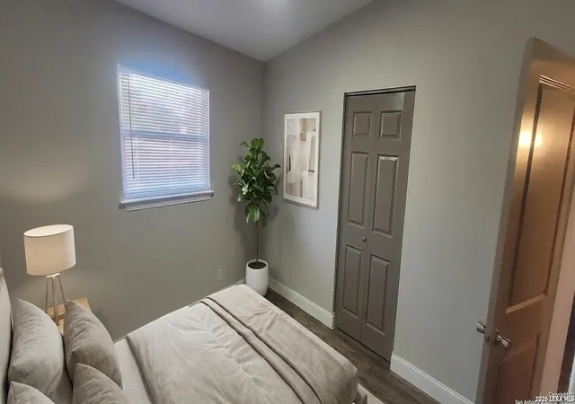 Photo 4 of Single family home for sale at 141 Trudy Lane, Universal City, TX 78148 | MLS# 1934743 | Listing updated on 2026-08-23