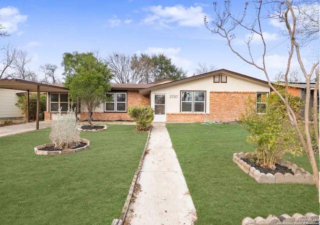 Homes for sale in San Antonio, TX | 3707 La Sabre, San Antonio, TX 78218 | MLS# 1934765