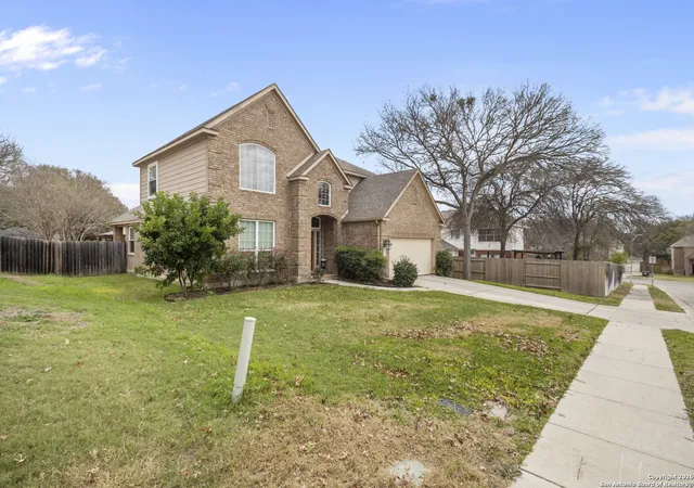 Photo 3 of Sale Pending at 708 Wooded, Schertz, TX 78154 | MLS# 1934792 | Listing updated on 2026-02-11