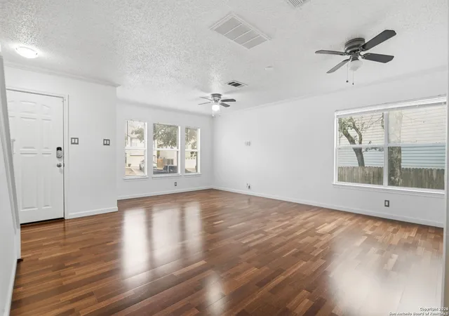 Photo 3 of Sale Pending at 8211 Maverick Ridge Dr, San Antonio, TX 78240 | MLS# 1934828 | Listing updated on 2026-01-29