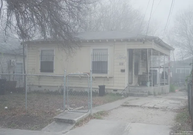 Photo 3 of Single family home for sale at 938 Canton, San Antonio, TX 78202 | MLS# 1934829 | Listing updated on 2026-01-28