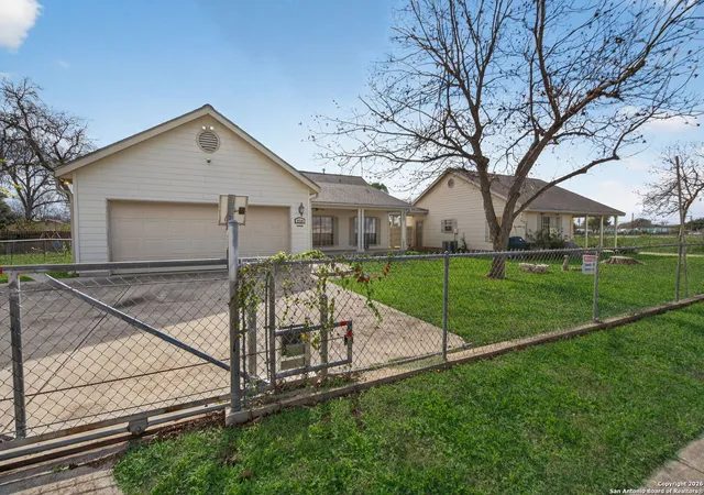 Photo 4 of Single family home for sale at 4530 Winneway, San Antonio, TX 78222 | MLS# 1934901 | Listing updated on 2026-05-29