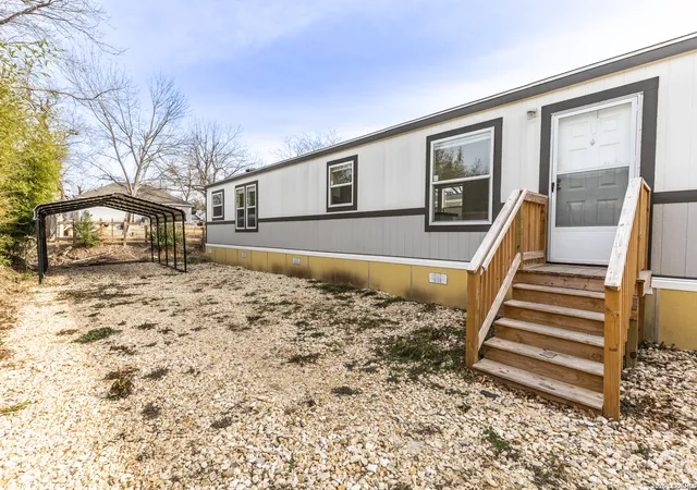 4th image of 117 Royal, Taylor, TX 76574 | MLS# 1934918