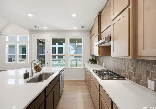 Photo 4 of Single family home for sale at 8090 Coral Draw, Schertz, TX 78154 | MLS# 1934944 | Listing updated on 2026-09-26