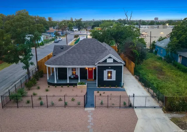 Homes for sale in San Antonio, TX | 1503 E Crockett St,, San Antonio, TX 78202 | MLS# 1934945