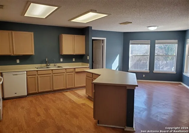 Photo 3 of Sale Pending at 6406 Maverick Trl, San Antonio, TX 78240 | MLS# 1934958 | Listing updated on 2026-03-10