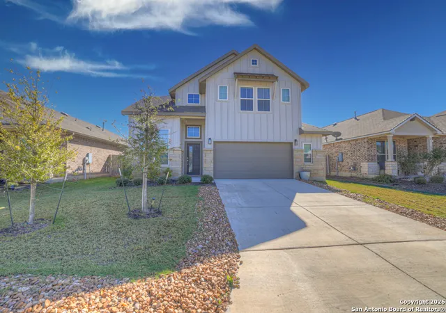 Photo 2 of Single family home for sale at 1940 Colonial, New Braunfels, TX 78130 | MLS# 1934970 | Listing updated on 2026-03-05