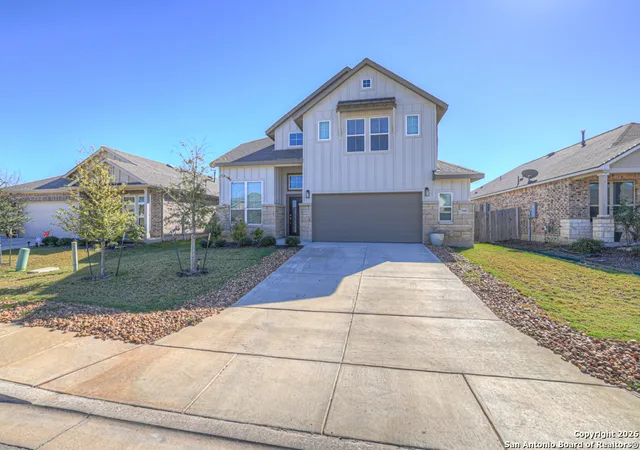 Photo 4 of Single family home for sale at 1940 Colonial, New Braunfels, TX 78130 | MLS# 1934970 | Listing updated on 2026-03-05