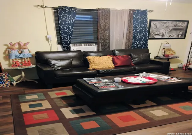 5th image of 403 Hazel, San Antonio, TX 78207 | MLS# 1935046