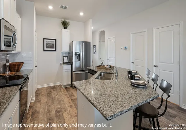 Photo 4 of Single family home for sale at 142 Sand Plover, San Antonio, TX 78207 | MLS# 1935234 | Listing updated on 2026-05-16