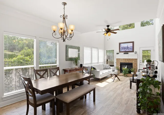 Photo 3 of Single family home for sale at 10 Ventana #10, San Antonio, TX 78256 | MLS# 1935235 | Listing updated on 2026-01-20