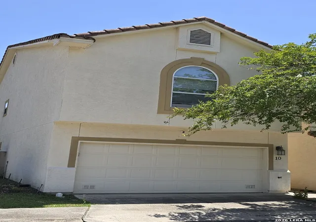 Photo 4 of Single family home for sale at 10 Ventana #10, San Antonio, TX 78256 | MLS# 1935235 | Listing updated on 2026-01-20