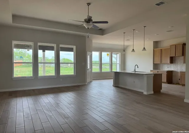 Photo 4 of Sale Pending at 1586 Vista View Dr, Pleasanton, TX 78064 | MLS# 1935254 | Listing updated on 2026-04-27