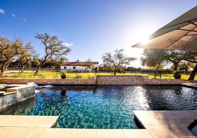 Photo 3 of Single family home for sale at 376 San Marcos Trail, New Braunfels, TX 78132 | MLS# 1935273 | Listing updated on 2026-05-25