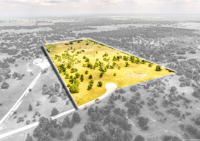 1st image of 596 Ruger Road, Fredericksburg, TX 78624 | MLS# 1935290