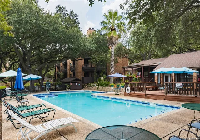 2nd image of 4212 Medical Dr #201, San Antonio, TX 78229 | MLS# 1935303