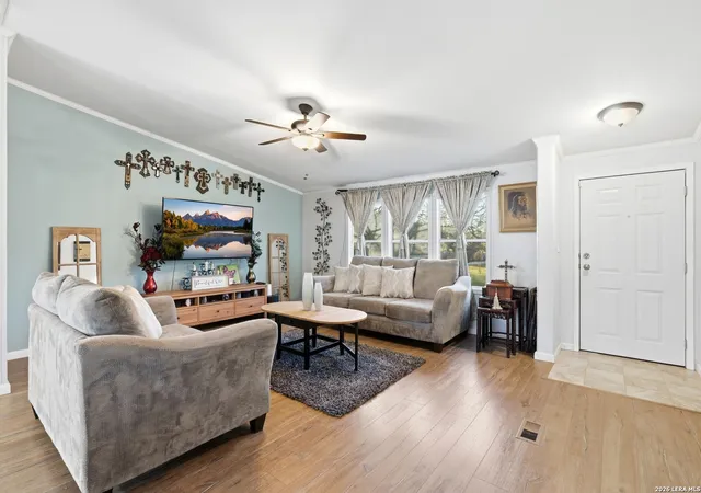 Photo 3 of Manufactured home for sale at 5102 Savannah Way, Von Ormy, TX 78073 | MLS# 1935423 | Listing updated on 2026-04-27
