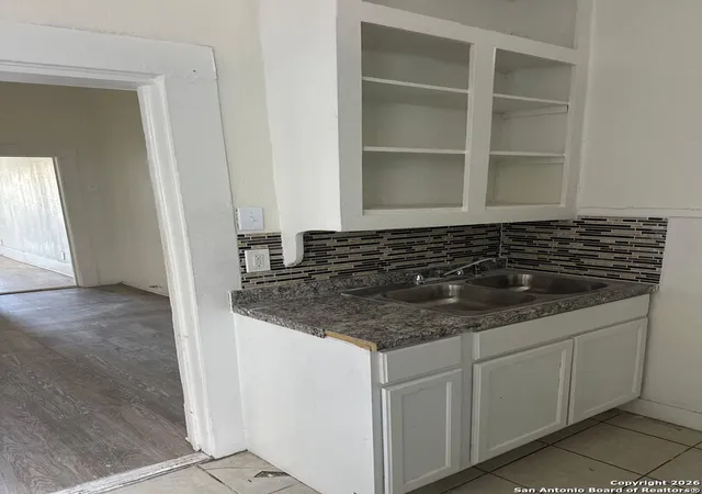 Photo 2 of Single family home for sale at 506 Kayton, San Antonio, TX 78210 | MLS# 1935439 | Listing updated on 2026-03-31