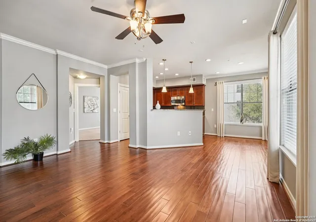 2nd image of 7342 Oak Manor, San Antonio, TX 78229