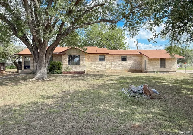 Homes for sale in Lytle, TX | 15430 S Main, Lytle, TX 78052 | MLS# 1935569
