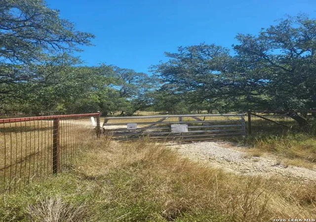 Photo 4 of Land for sale at 346 Ammann, Boerne, TX 78015 | MLS# 1935647 | Listing updated on 2026-02-01