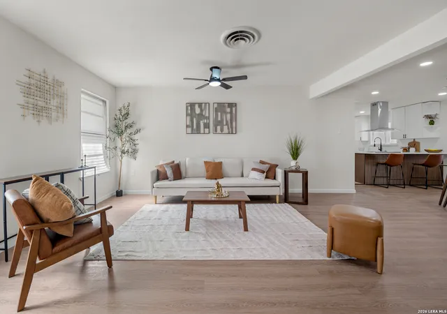 Photo 3 of Single family home for sale at 209 Windcrest Dr, Windcrest, TX 78239 | MLS# 1935681 | Listing updated on 2026-03-03