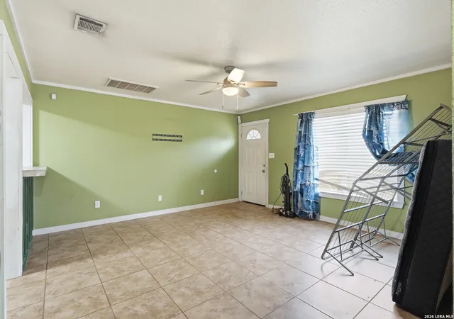 Photo 4 of Sale Pending at 410 Wimberly, San Antonio, TX 78221 | MLS# 1935709 | Listing updated on 2026-02-10
