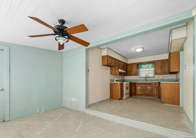 Photo 4 of Sale Pending at 216 Devonshire, San Antonio, TX 78209 | MLS# 1935724 | Listing updated on 2026-03-04